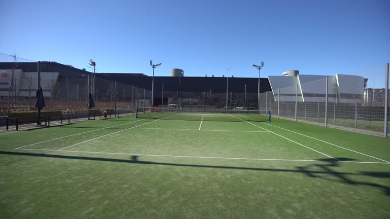 Rénovation terrain de tennis en gazon synthétique cannes