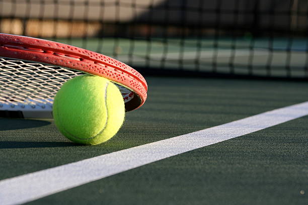 Construction d'un court de tennis en béton poreux à Cannes