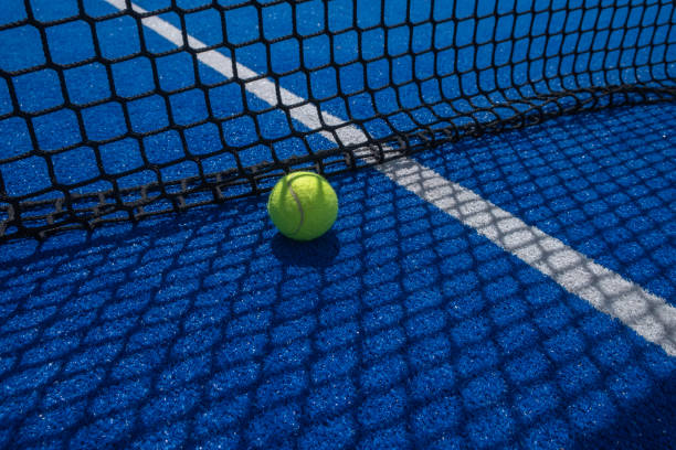 Construction d'un court de tennis à Saint-Tropez