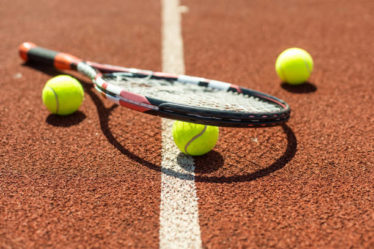 Construction d'un court de tennis à Saint-Tropez