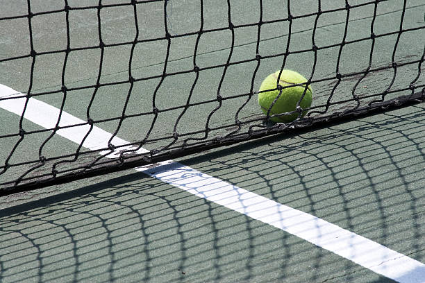 Construction d'un court de tennis en béton poreux à Cannes