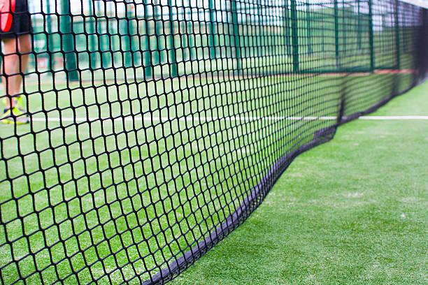 Construction d'un terrain de tennis en gazon synthétique à Nice