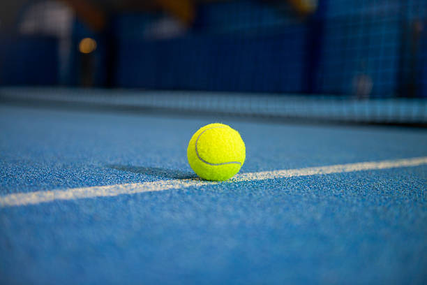 Construction d'un terrain de tennis à Toulon