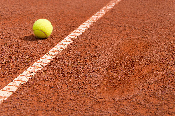 Construction d'un court de tennis à Toulon