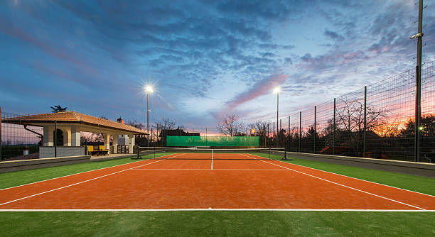 Construction d'un court de tennis à Toulon