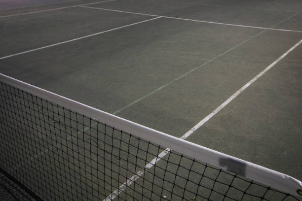 Construction d'un court de tennis en béton poreux à Toulon