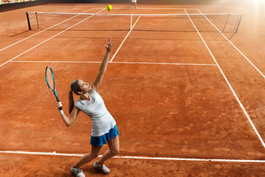 Construction d'un terrain de tennis à Aix-en-Provence