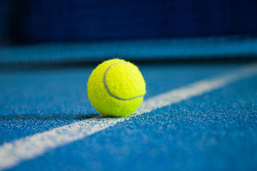 Construction d'un terrain de tennis à Aix-en-Provence