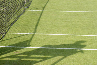 Construction d'un court de tennis à Cannes