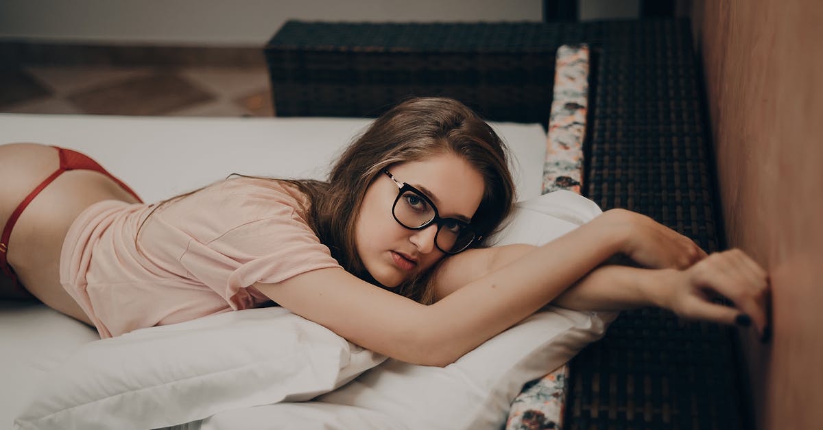 découvrez notre collection de lingerie élégante et sensuelle. des pièces raffinées pour chaque femme, alliant confort et style. trouvez votre coup de cœur parmi nos modèles variés.