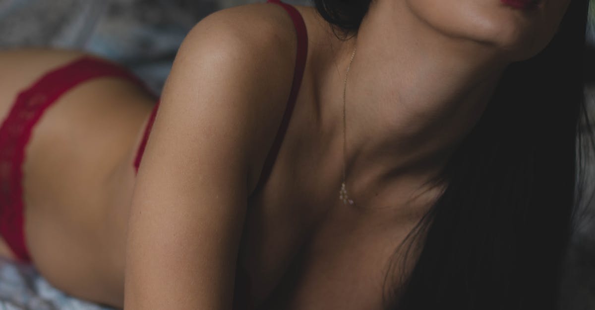 découvrez notre collection de lingerie élégante et séduisante, alliant confort et style. trouvez le soutien-gorge parfait, des culottes assorties et des ensembles raffinés pour chaque occasion. exprimez votre féminité avec notre sélection de lingeries de qualité.