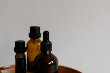 découvrez l'art du 'natural living' : une approche de vie saine et durable qui privilégie les méthodes naturelles pour améliorer votre bien-être au quotidien. plongez dans des conseils pratiques, des recettes bio et des astuces éco-responsables pour vivre en harmonie avec la nature.