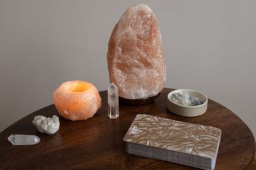 découvrez l'approche holistique du bien-être qui intègre le corps, l'esprit et l'âme. transformez votre vie en adoptant des habitudes saines, des techniques de relaxation et des pratiques équilibrantes pour un bien-être durable et épanouissant.