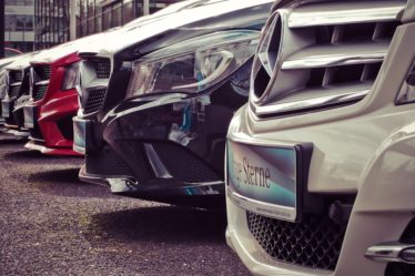 découvrez les dernières actualités, conseils et tendances du secteur automobile : nouveautés, essais, comparatifs et guides d'achat pour vous accompagner dans le choix de votre véhicule.