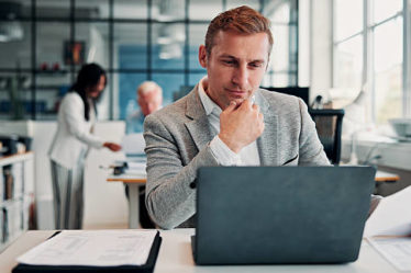 Pour qu’un site internet restaurant Paris reste fiable et performant, il est essentiel de réaliser des mises à jour régulières. En effet,